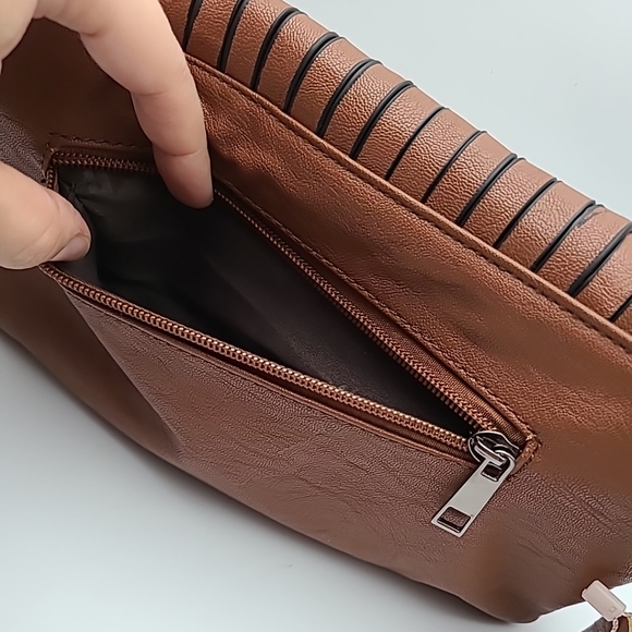 Mellow World Rainbow Camel Clutch Purse - Picture 4 of 15